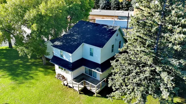 451 Paul AVE, Lake Wilson, MN 56151