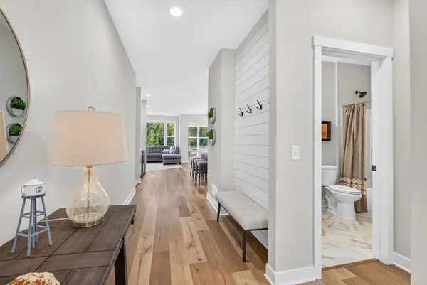 12588 Masters LN, Lindstrom, MN 55045