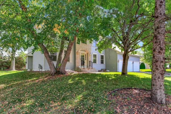 5570 Wood Duck CT, Shoreview, MN 55126