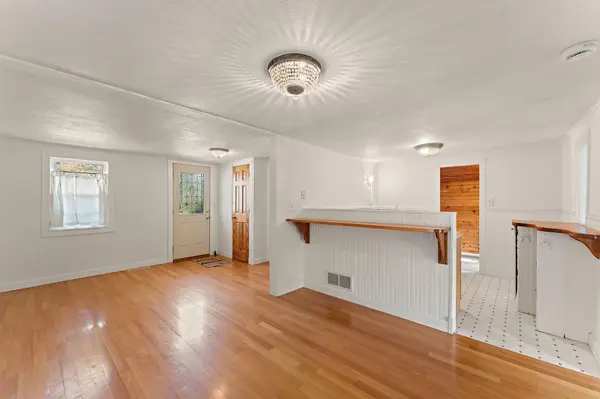 415 Chestnut ST E, South Saint Paul, MN 55075