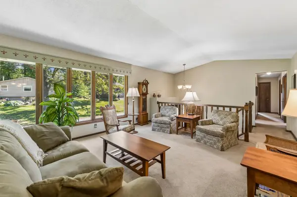 315 Heather LN, Long Lake, MN 55356