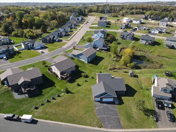 1125 Wyoming ST, Roberts, WI 54023