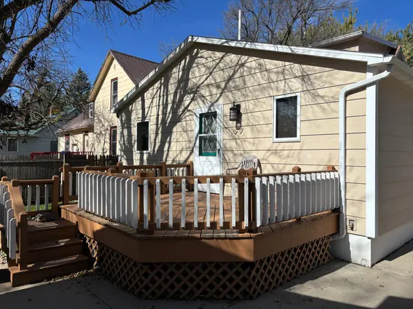 1636 Dover ST, Worthington, MN 56187