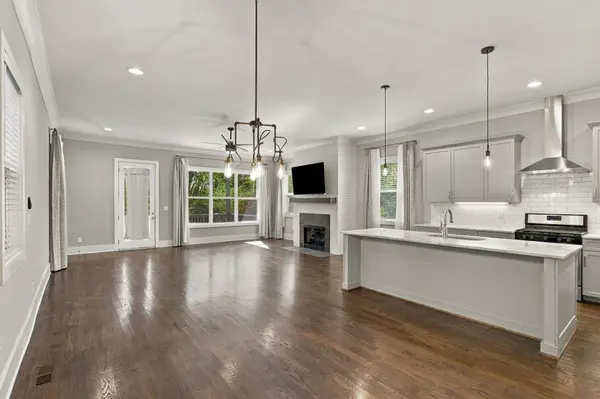 908A Maynor Ave, Nashville, TN 37216