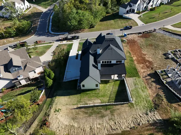 1580 Eastwood Dr, Brentwood, TN 37027