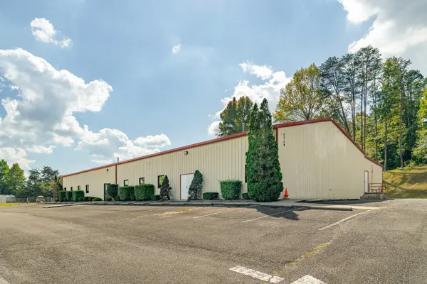2329 Clearwater Rd, Athens, TN 37303