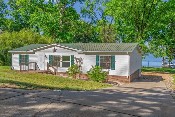 315 Riverview Dr, Dover, TN 37058