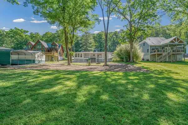 315 Riverview Dr, Dover, TN 37058
