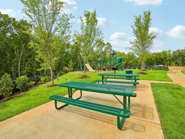 7230 Cedarcrest Ln, Fairview, TN 37062