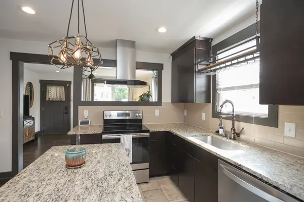 2626 Jenkins St, Nashville, TN 37208