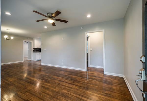904 Bentley Cir, Gallatin, TN 37066