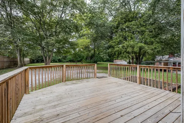 904 Bentley Cir, Gallatin, TN 37066