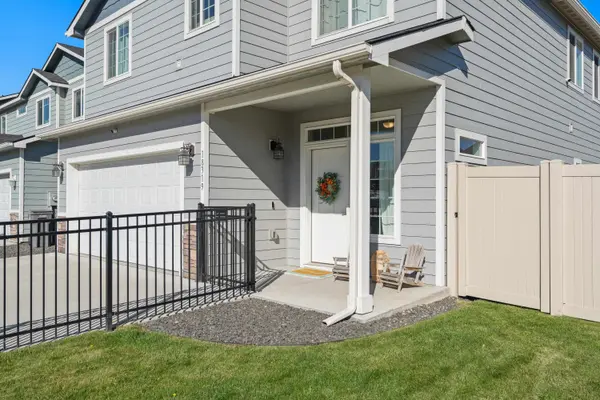 18319 E 2nd Ave, Spokane Valley, WA 99016