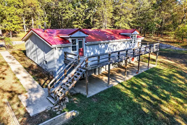 8 Dallion Ford LN, Buffalo, MO 65622