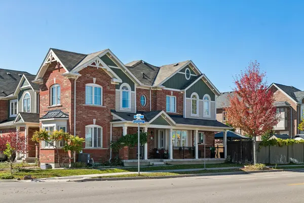 313 Gillett PT, Milton, ON L9E 1C6