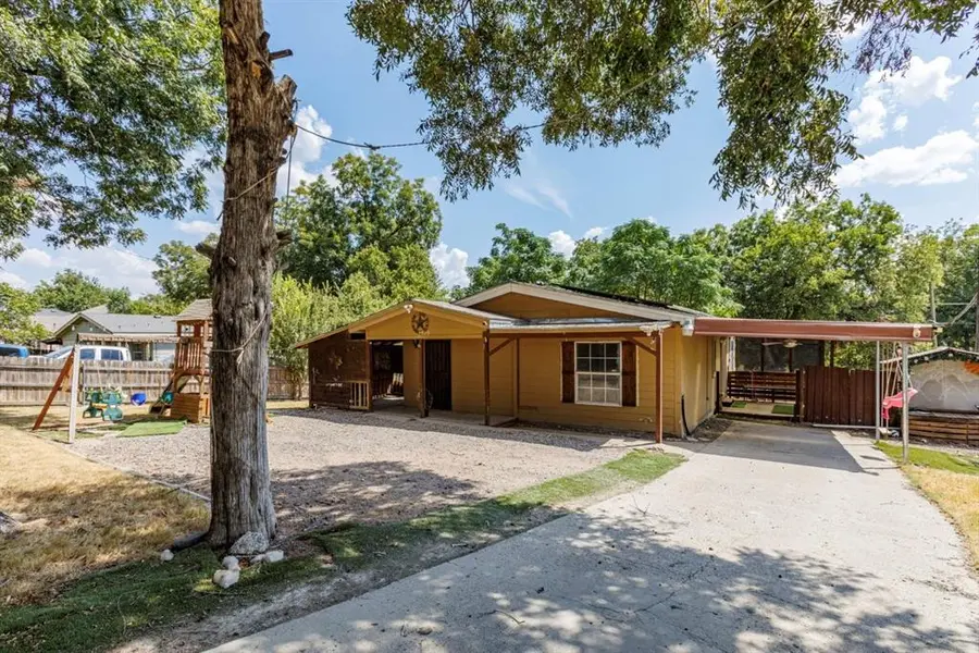 2802 Gooch Street, Dallas, TX 75241