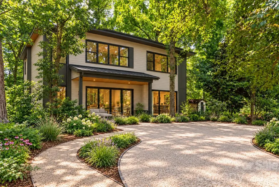 30, 32, 34 Harnett ST, Asheville, NC 28806