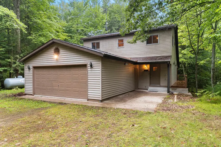 N6095 EAGLES WAY, Porterfield, WI 54159