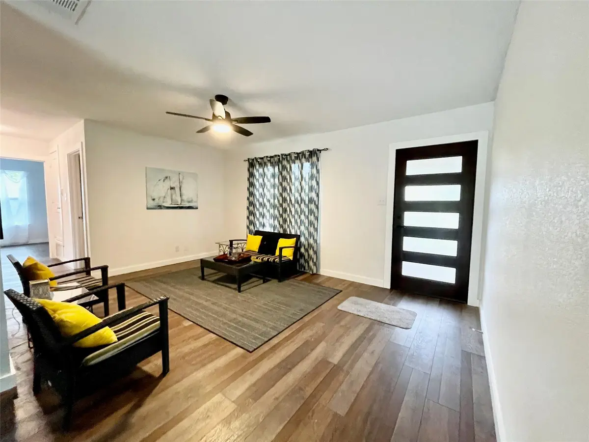 5401 Wellington DR, Austin, TX 78723