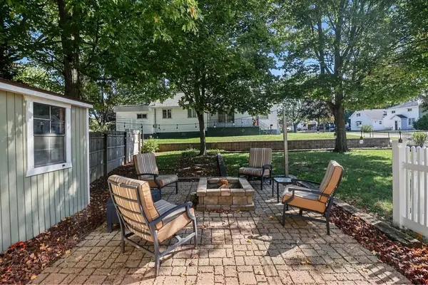209 S Washington AVE, Ludington, MI 49431