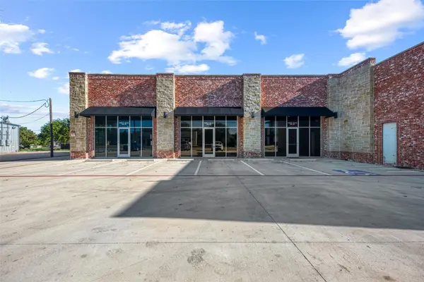 1009 E 4th ST #C, D, E, Lampasas, TX 76550