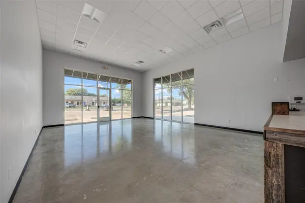 1009 E 4th ST #C, D, E, Lampasas, TX 76550