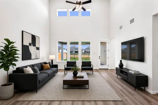 516 Palatino BND, Liberty Hill, TX 78642