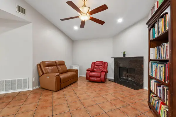 5919 Kevin Kelly PL, Austin, TX 78727