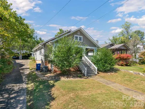 33 Madeline AVE, Asheville, NC 28806