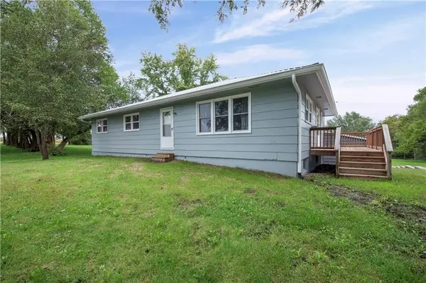 10417 NE Jones RD, Cameron, MO 64429
