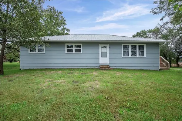 10417 NE Jones RD, Cameron, MO 64429