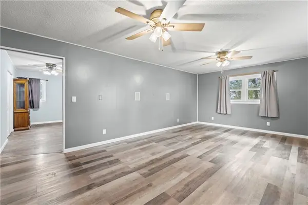 10417 NE Jones RD, Cameron, MO 64429