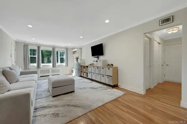 11 Westview AVE #1-1, White Plains, NY 10603
