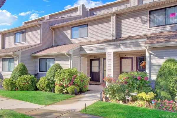 100 Daly Blvd #2815, Hempstead, NY 11572