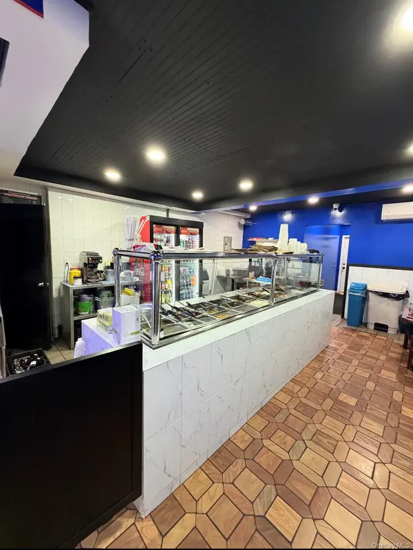 10817 Liberty AVE, Richmond Hill S., NY 11419
