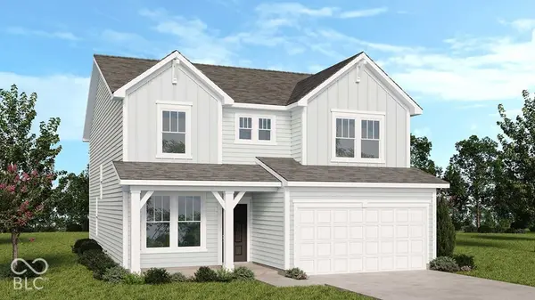 2082 Black Oak DR, Shelbyville, IN 46176