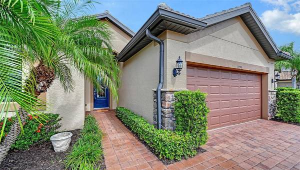 11174 SANDHILL PRESERVE DR, Sarasota, FL 34238