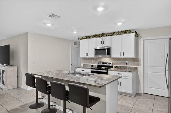 1230 NW 248TH DR, Newberry, FL 32669