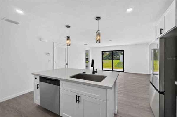 520 WAY ST, Port Charlotte, FL 33953