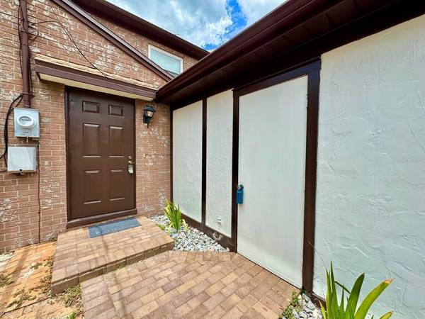 2537 W MARYLAND AVE, Tampa, FL 33629