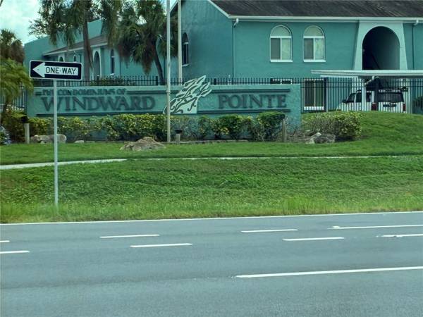 394 115TH AVE N #1, St Petersburg, FL 33716