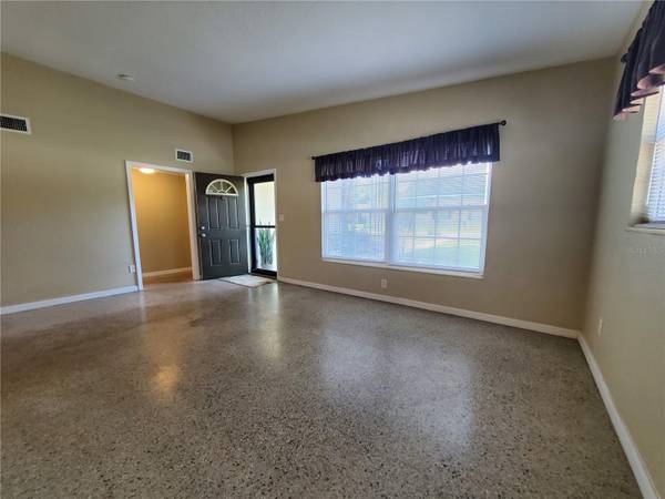 10931 N EDISON AVE, Tampa, FL 33612