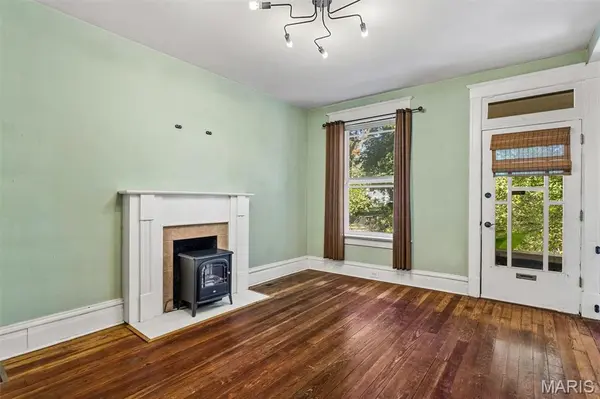 4455 Nebraska AVE, St Louis, MO 63111