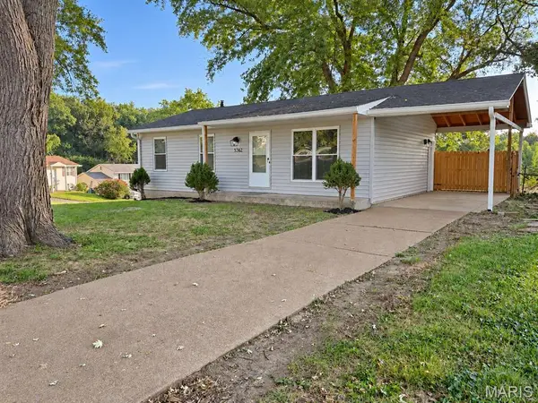 5362 Ville Angela LN, Hazelwood, MO 63042