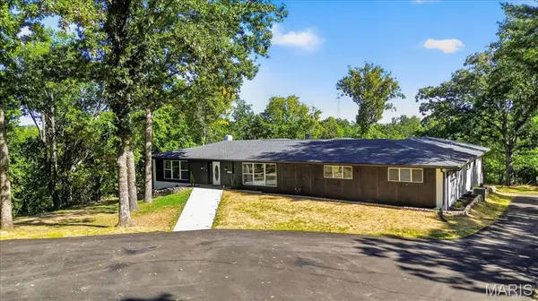 5030 Brook DR, Imperial, MO 63052