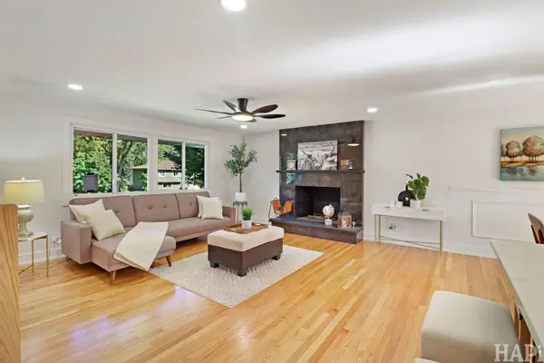 1425 Concord LN, Schaumburg, IL 60193