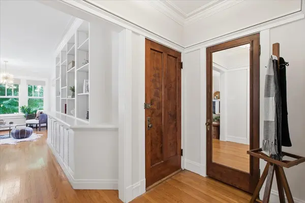1625 W Rascher AVE #1, Chicago, IL 60640
