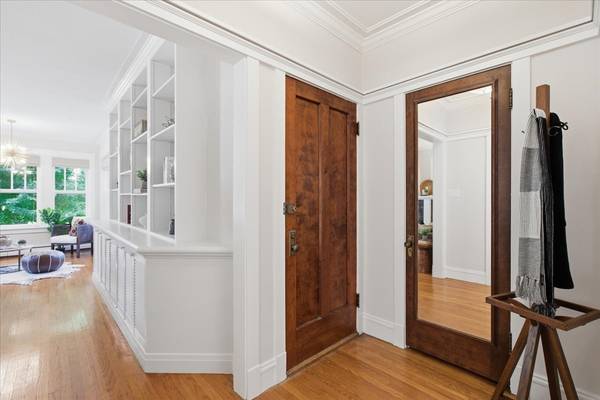 1625 W Rascher AVE #1, Chicago, IL 60640