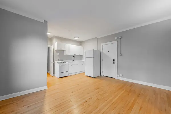 1414 W Pratt BLVD #308, Chicago, IL 60626