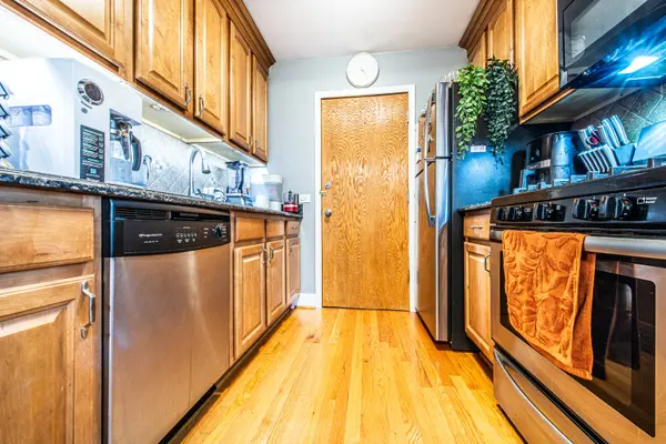 4931 N East River RD #3A, Norridge, IL 60706